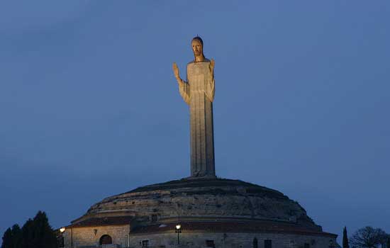 7990-palencia-cristo-del-otero.jpg